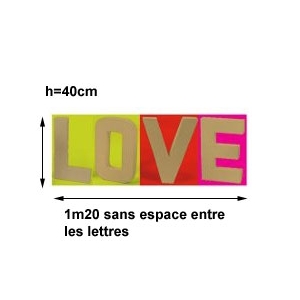 LOVE lettre D géante